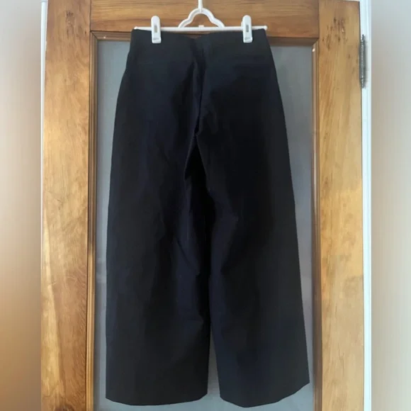 Old Navy High-Waisted Pixie Pull-On Wide Leg Pants - Picture 2 of 4